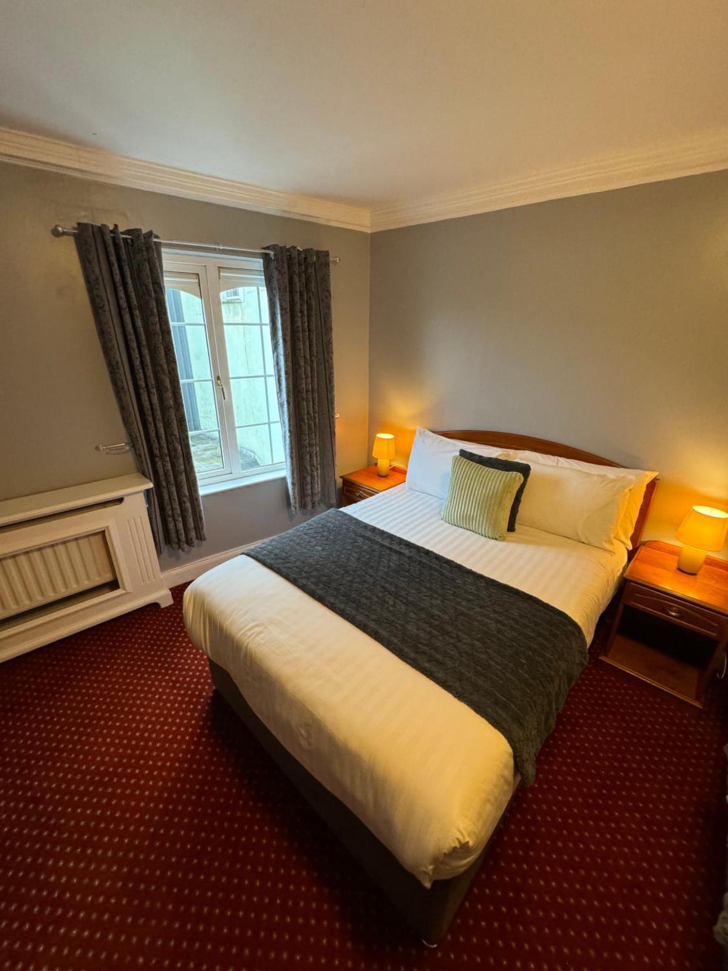 Hotel The Killarney Grand Extérieur photo